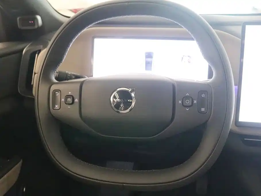 Фото 6 - Volvo XC70 Plug-in Hybrid