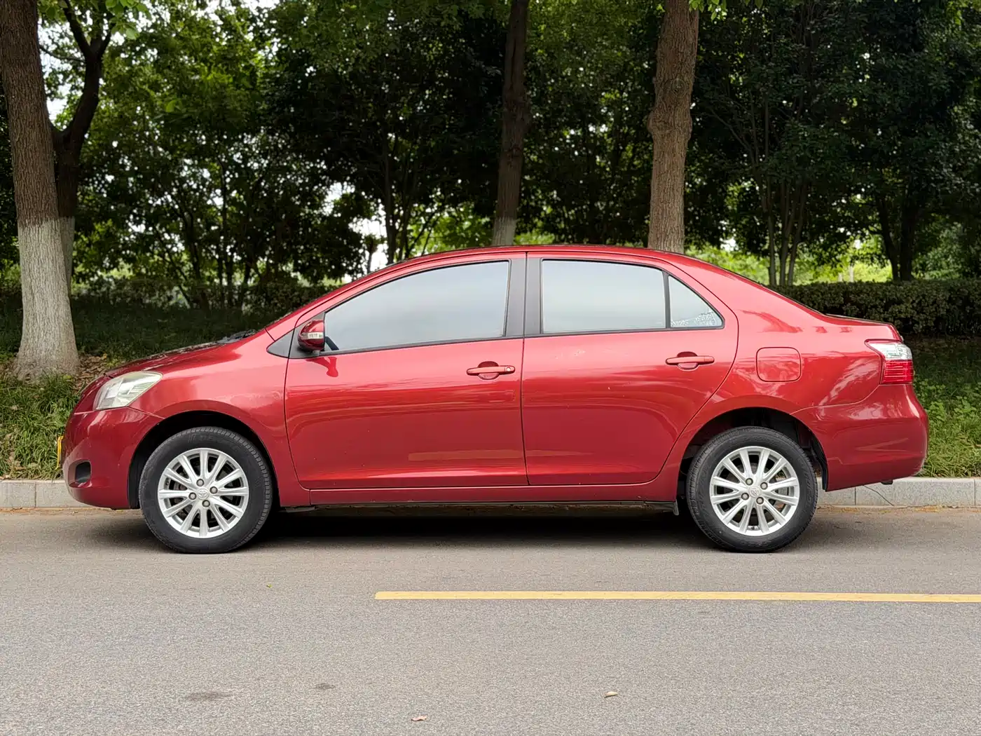 Toyota Vios 2010 Model 1.6L GL-i AT фото 5