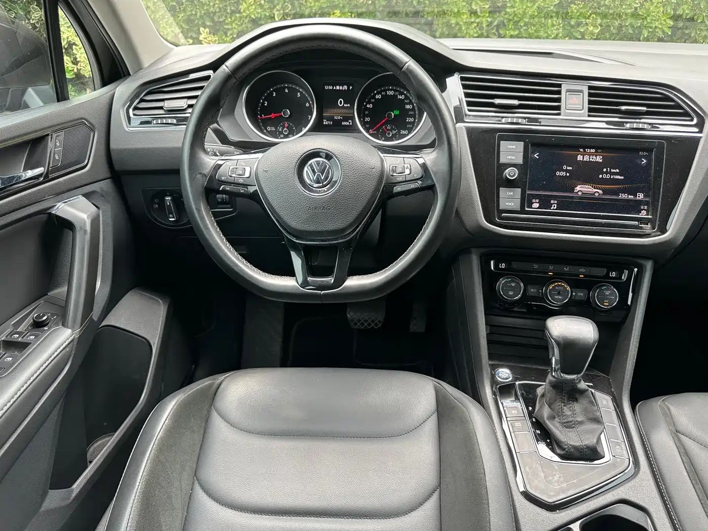 Volkswagen Tiguan L 2018 280TSI Automatic 2WD Comfort фото 13