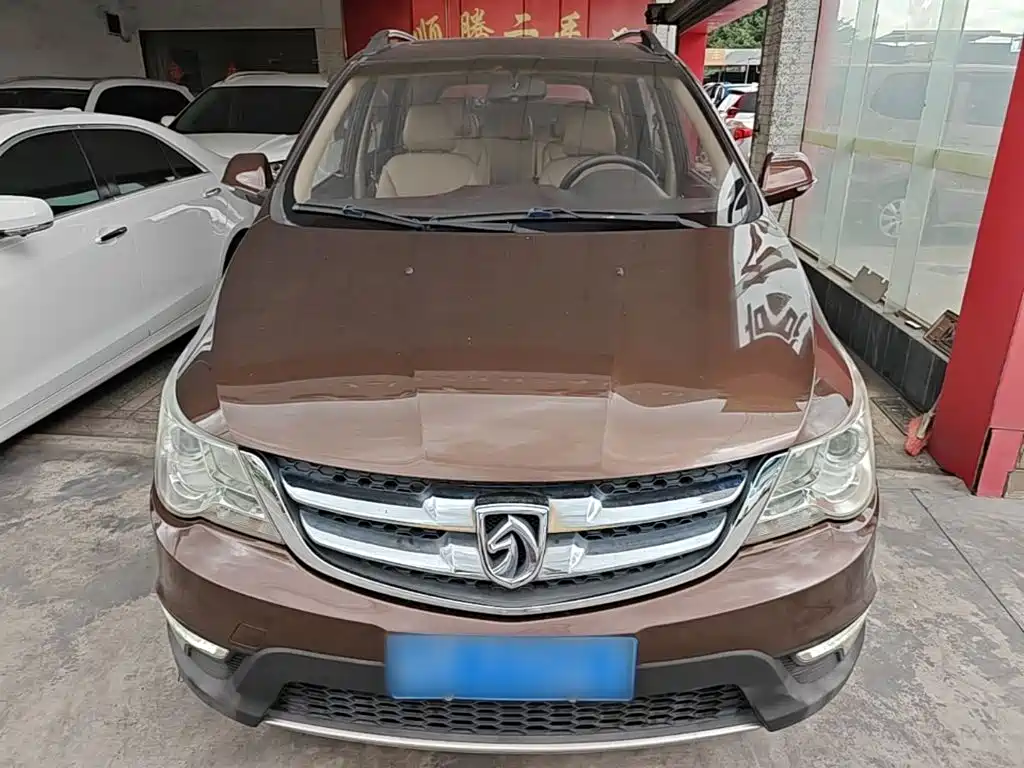 Фото 3 - Baojun 730