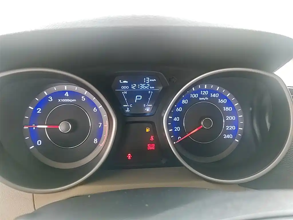 Hyundai Langdong 2015 1.6L Auto Trend фото 12