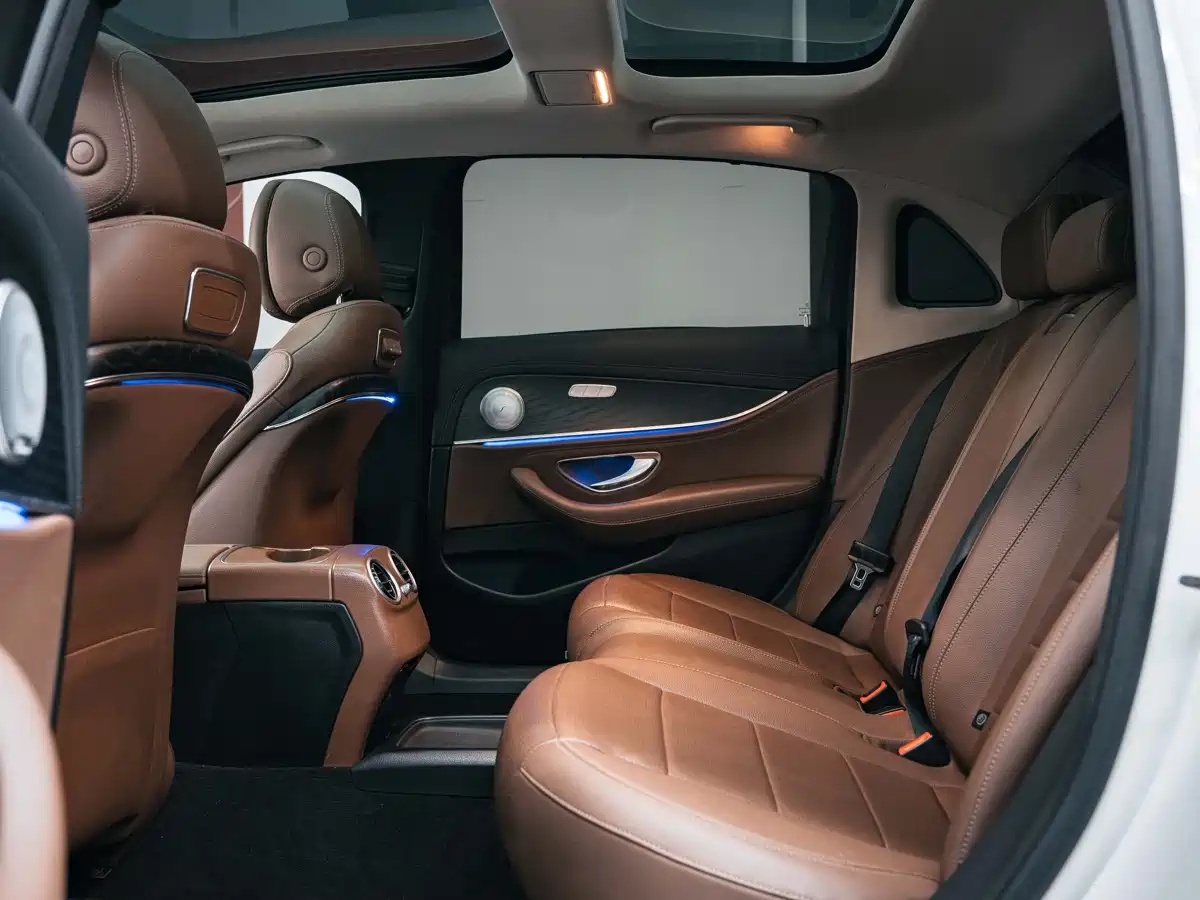 Mercedes-Benz E-Class 2017 E 300 L Sport Fashion фото 10