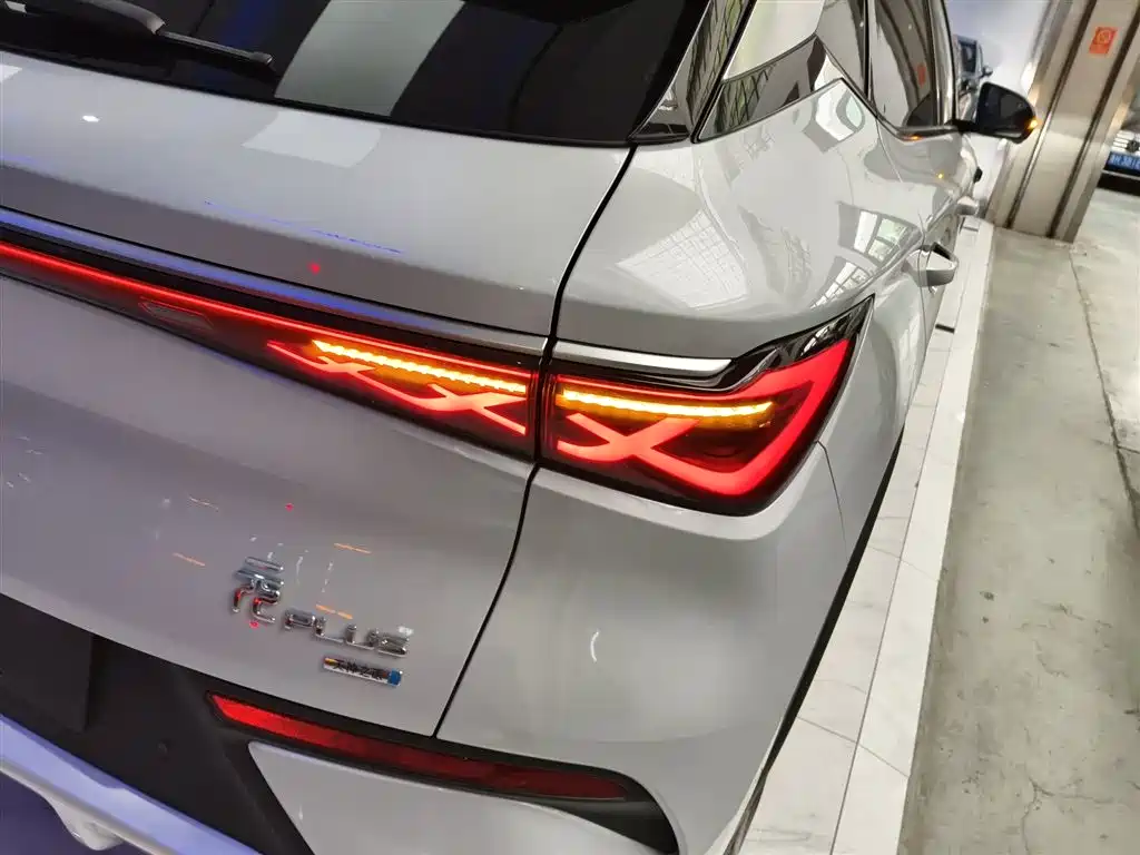 BYD Yuan PLUS 2025 Smart Drive 510KM Excellence Edition фото 24