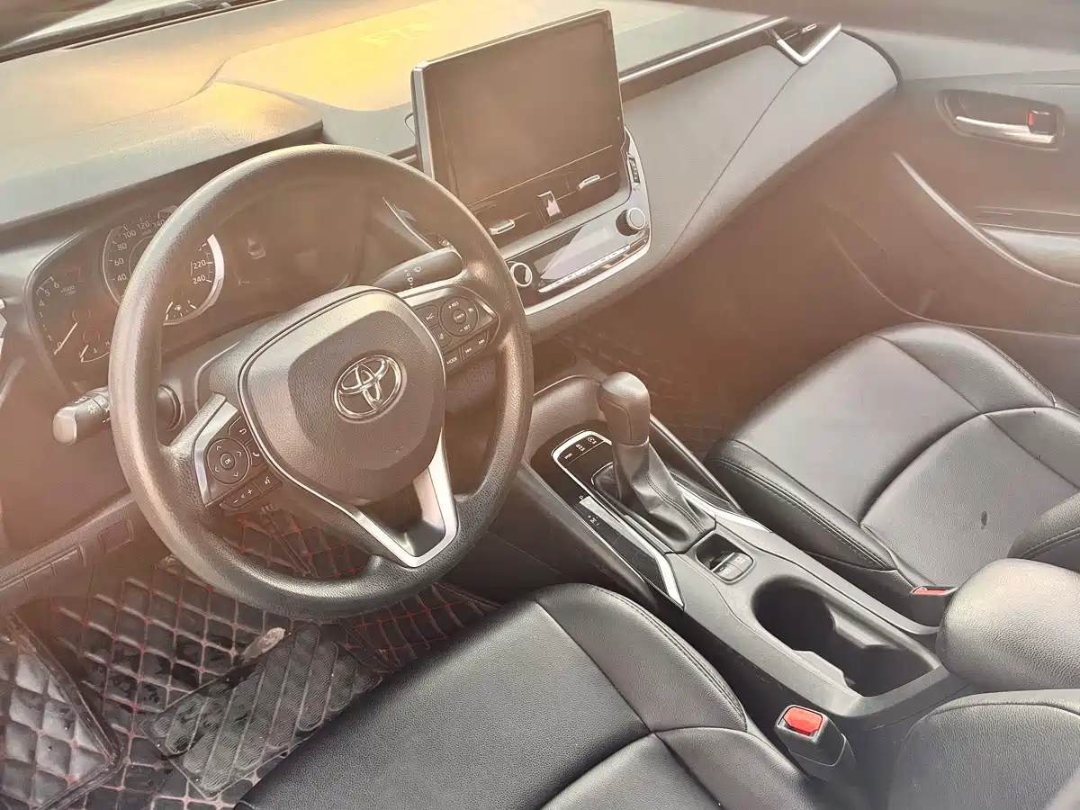 Toyota Levin 2019 185T CVT Luxury Edition China V фото 8