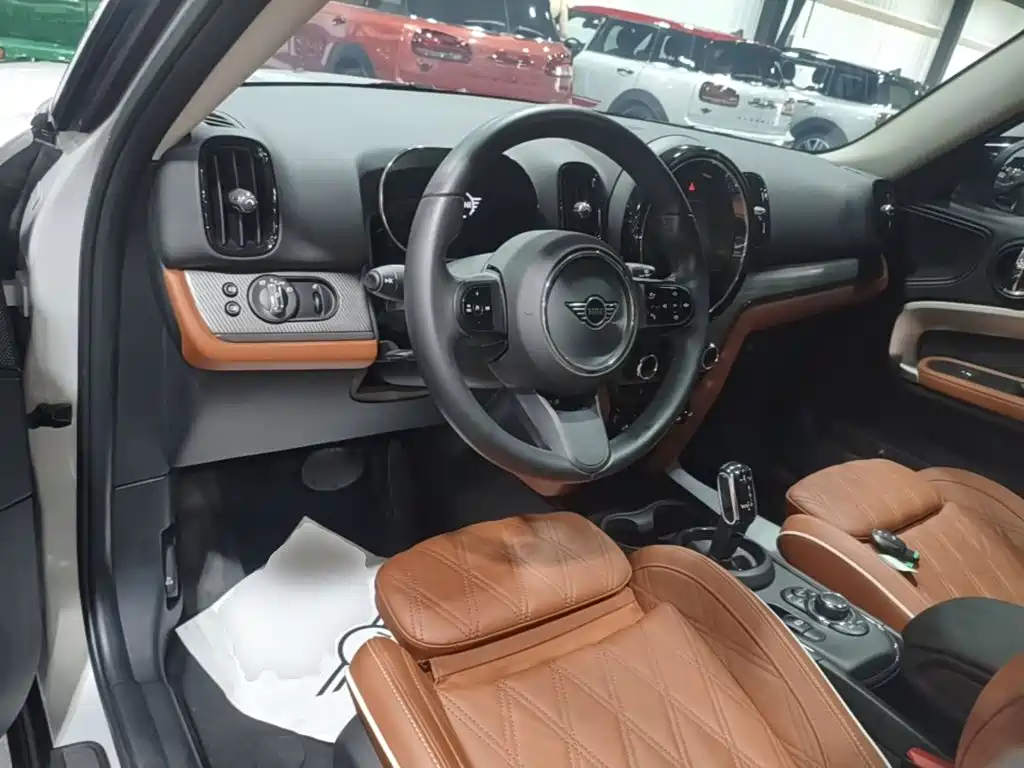 MINI COUNTRYMAN 2021 2022 1.5T COOPER ALL4 Connoisseur
