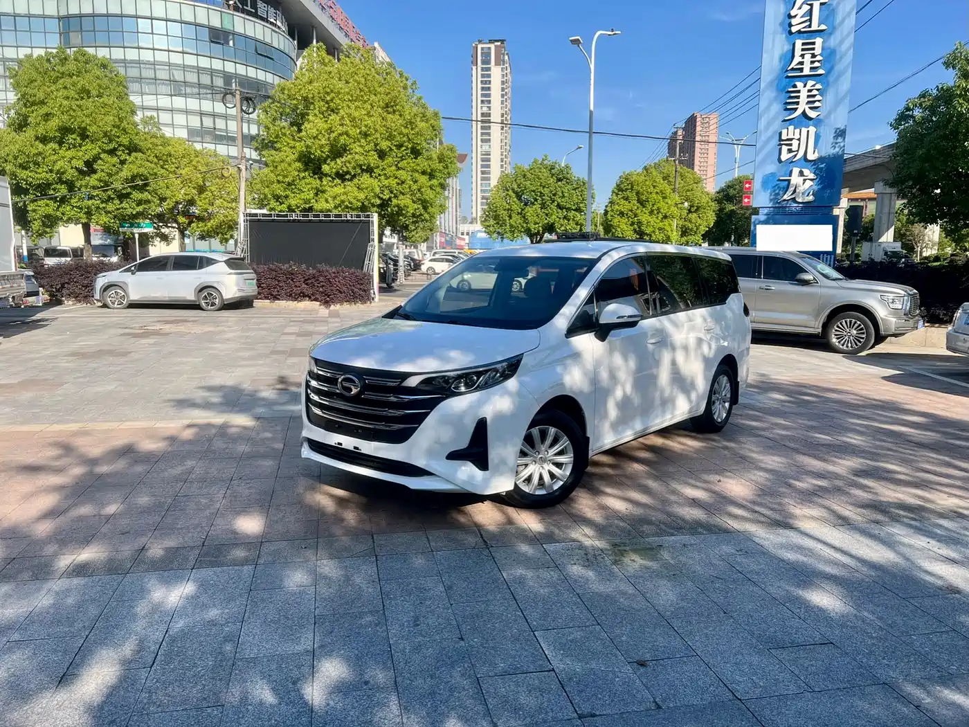 GAC Trumpchi Trumpchi M6 2021 270T Manual Elite Edition (7-Seater)