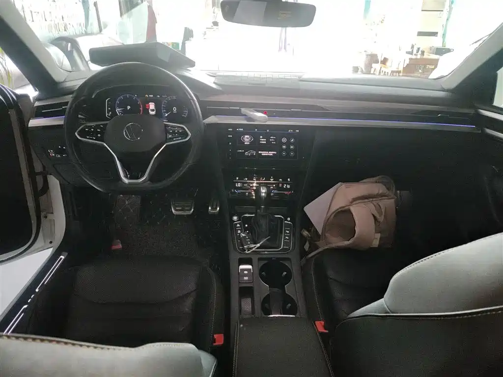 Volkswagen FAW-Volkswagen CC 2021 380TSI Eye-catching Edition фото 6