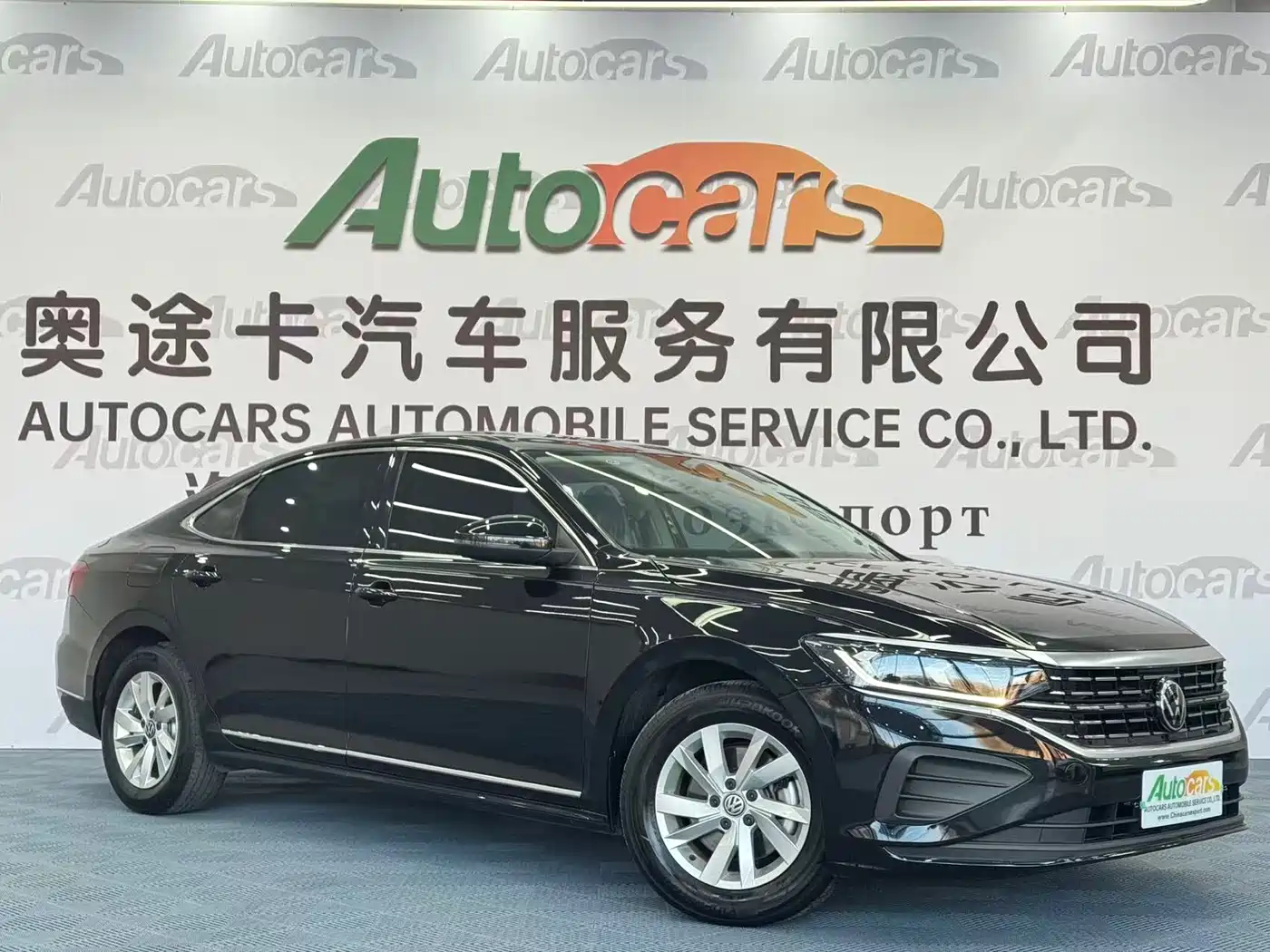 Volkswagen Passat 2023 280TSI Business Edition фото 3