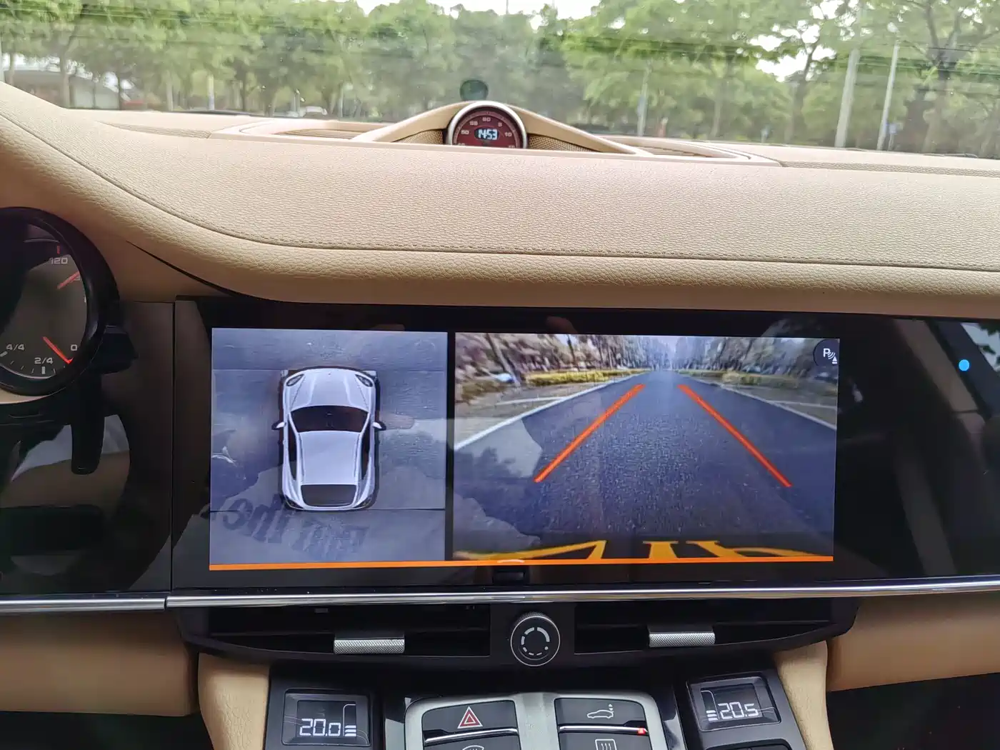 Porsche Panamera 2014 Panamera 4 3.0T фото 28