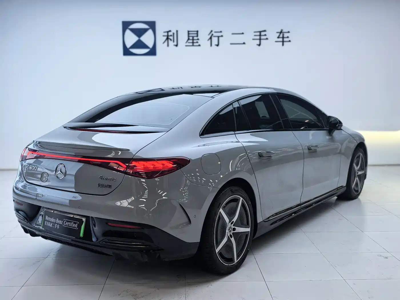 Mercedes-Benz EQE 2025 500 4MATIC Flagship фото 4
