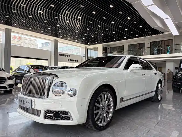 Bentley Mulsanne 2017 6.8T Long Wheelbase