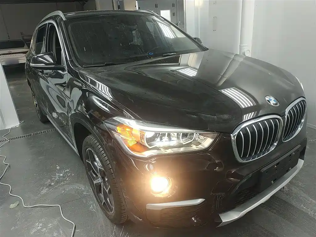 BMW X1 2018 sDrive18Li Premium Model фото 22
