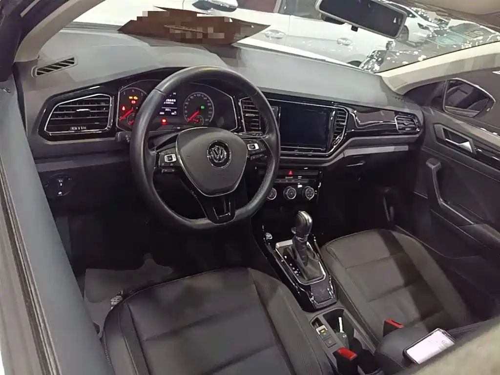 Volkswagen T-ROC 2019 280TSI DSG 2WD Comfort Version China VI фото 10