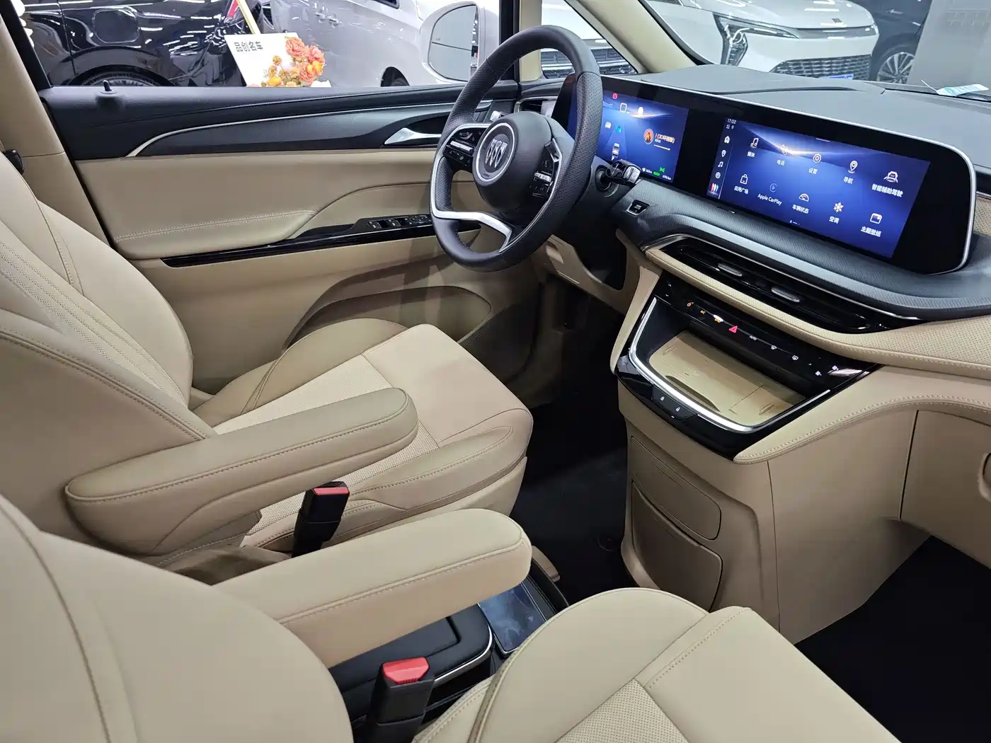  Buick Buick GL8 New Energy 2025 Land Honor Premium Edition 7-Seater 10