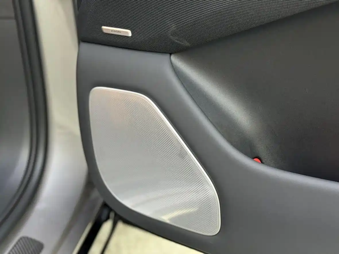 XIAOMI CAR XIAOMI YU7