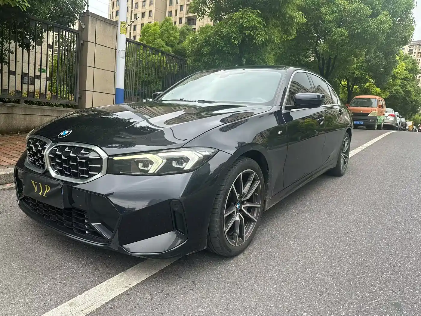 BMW 3 Series 2024 325Li M Sport Package фото 3