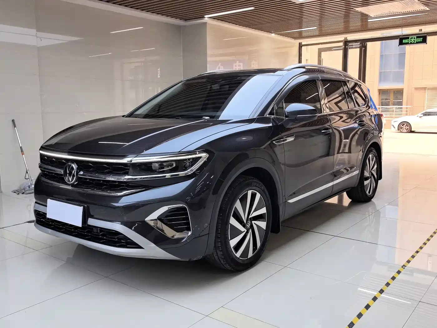 Volkswagen Talagon 2022 380TSI 4WD Luxury Premium Pro Edition 6-seater