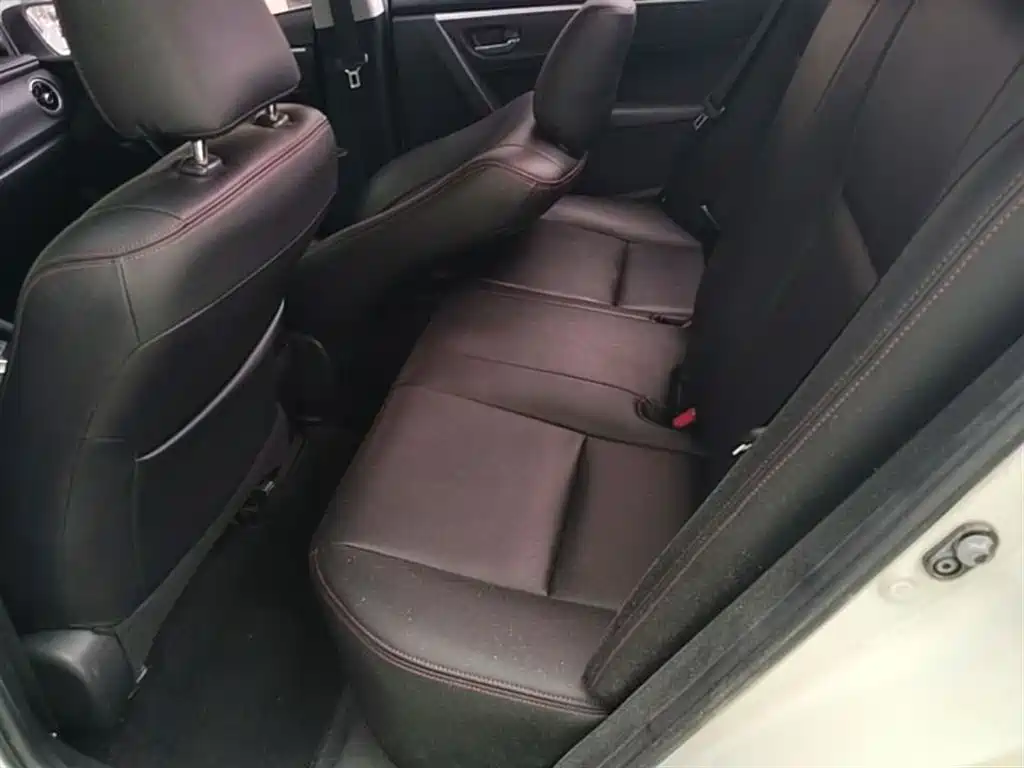 Toyota Corolla 2017 Facelift 1.2T S-CVT GL фото 17