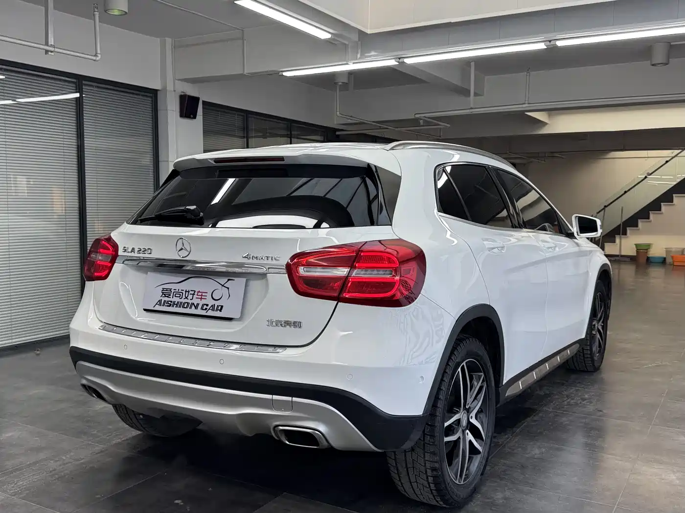 Mercedes-Benz GLA 2016 GLA 220 4MATIC Fashion фото 7