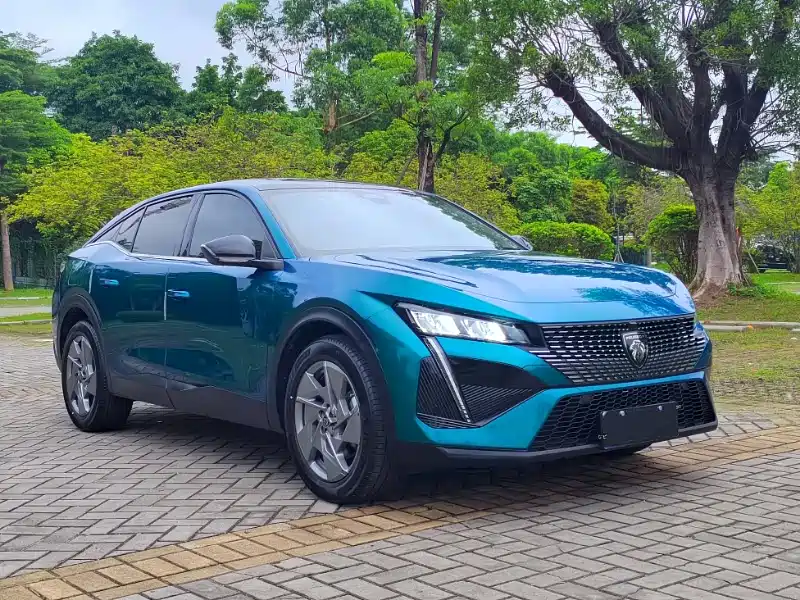 Peugeot 408X 2023 Gravity Edition фото 3
