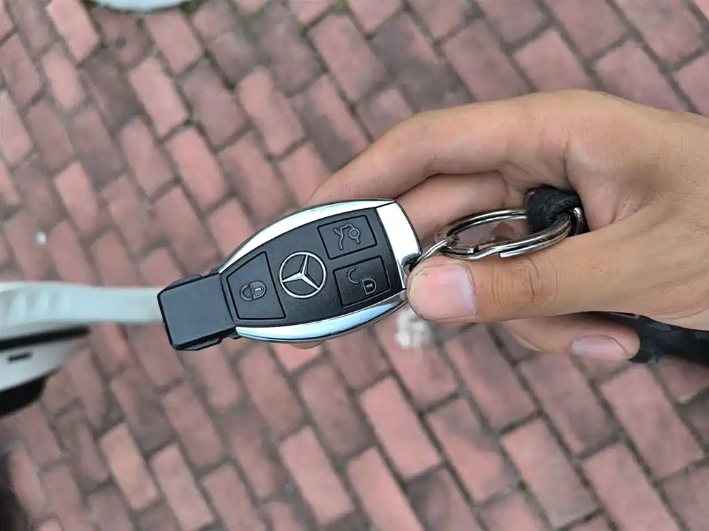 Mercedes-Benz C-Class 2015 Facelift C 180 L Sport фото 12