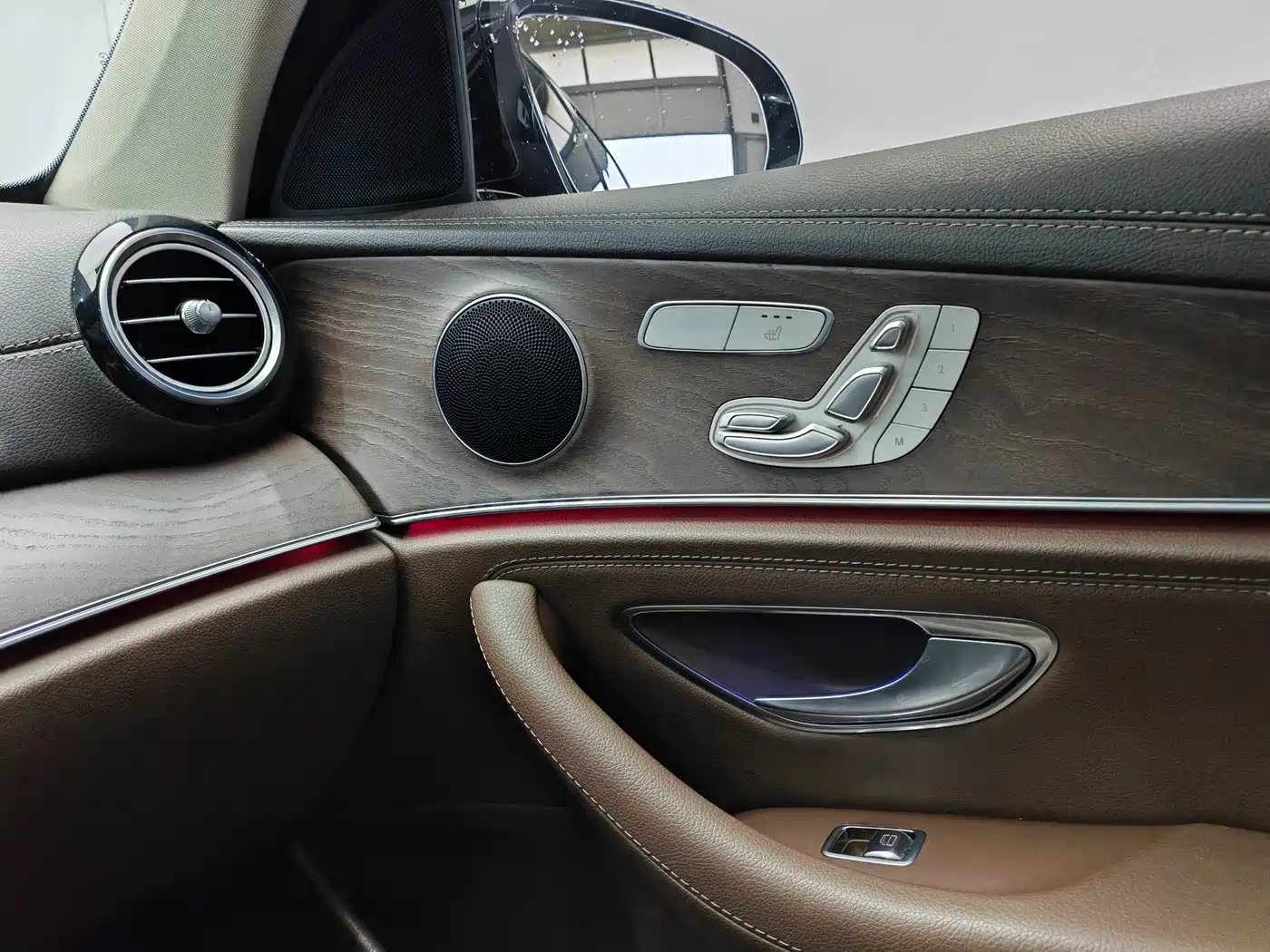 Mercedes-Benz E-Class 2020 Facelift E 300 L Fashion фото 17