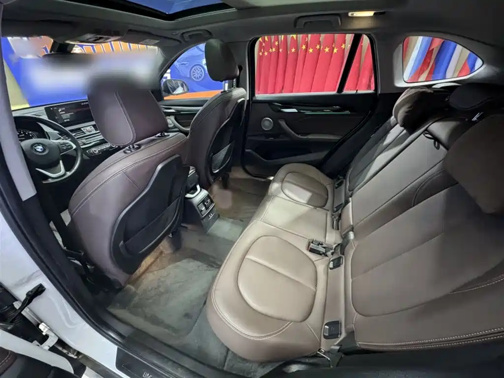 BMW X1 2022 sDrive20Li Fashion фото 15