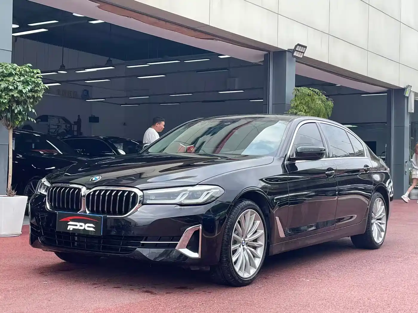 BMW 5 Series 2022 530Li Exclusive M Sport Package