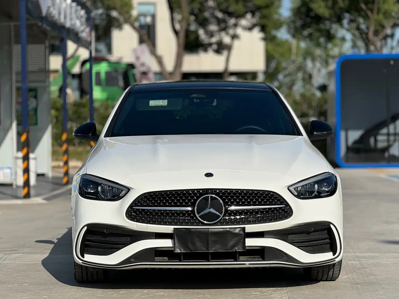Mercedes-Benz C-Class 2023 Facelift II C 260 L Night Edition фото 2
