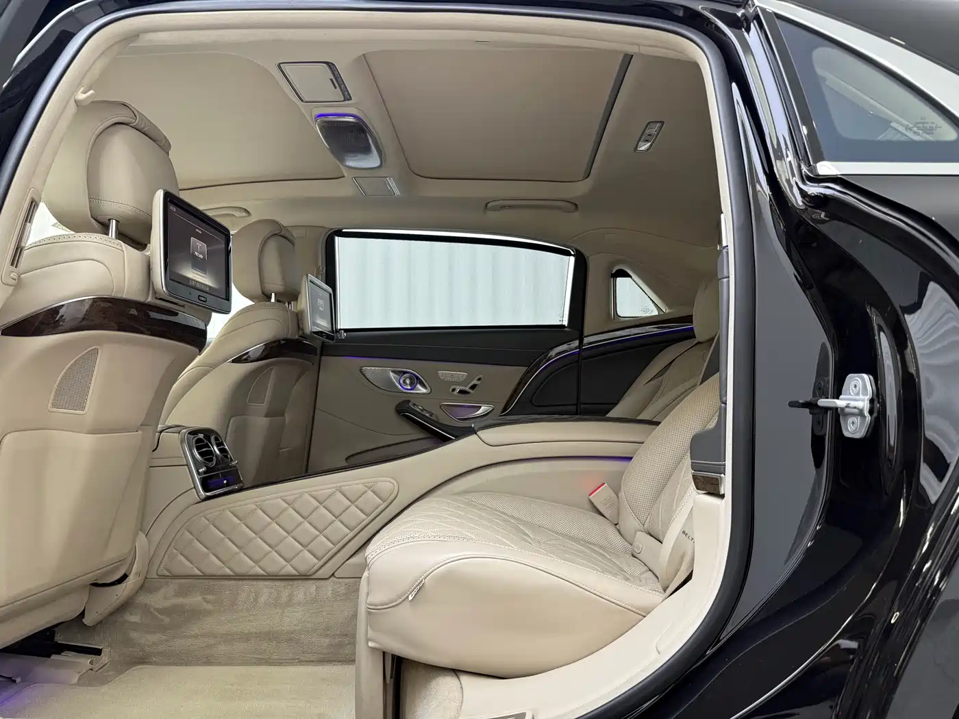Mercedes-Benz Maybach S-Class 2017 S 600 фото 6