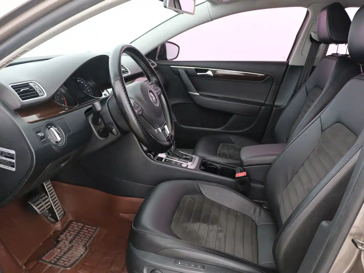 Volkswagen Magotan 2015 1.8TSI Premium фото 7