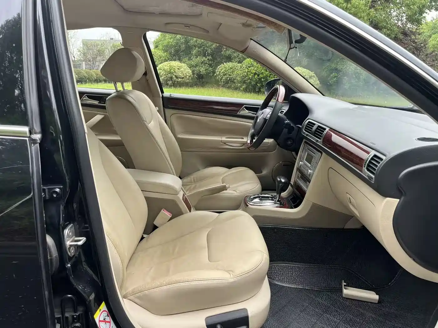 Volkswagen Passat Lingyu 2007 1.8T Automatic Luxury фото 8
