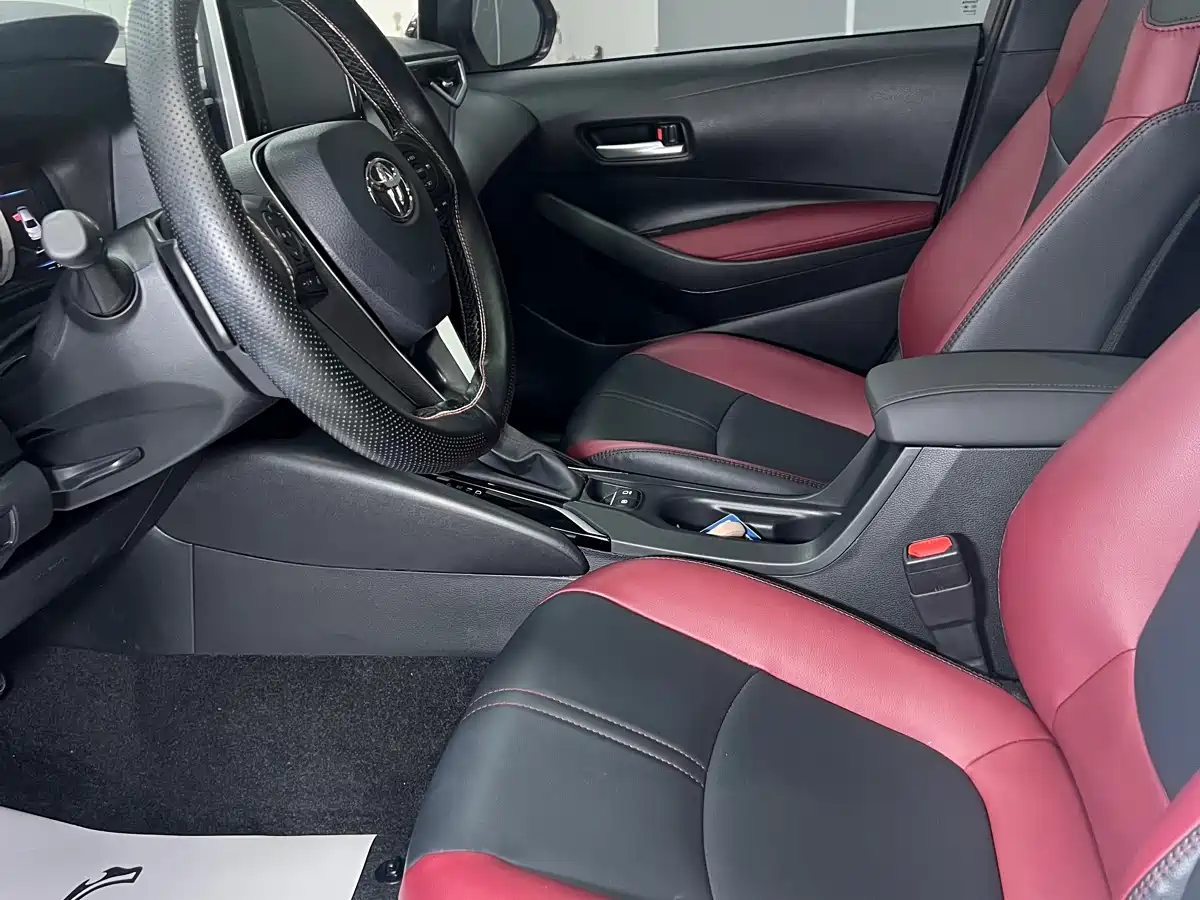 Toyota Corolla 2021 TNGA 1.5L CVT GR SPORT Edition фото 13