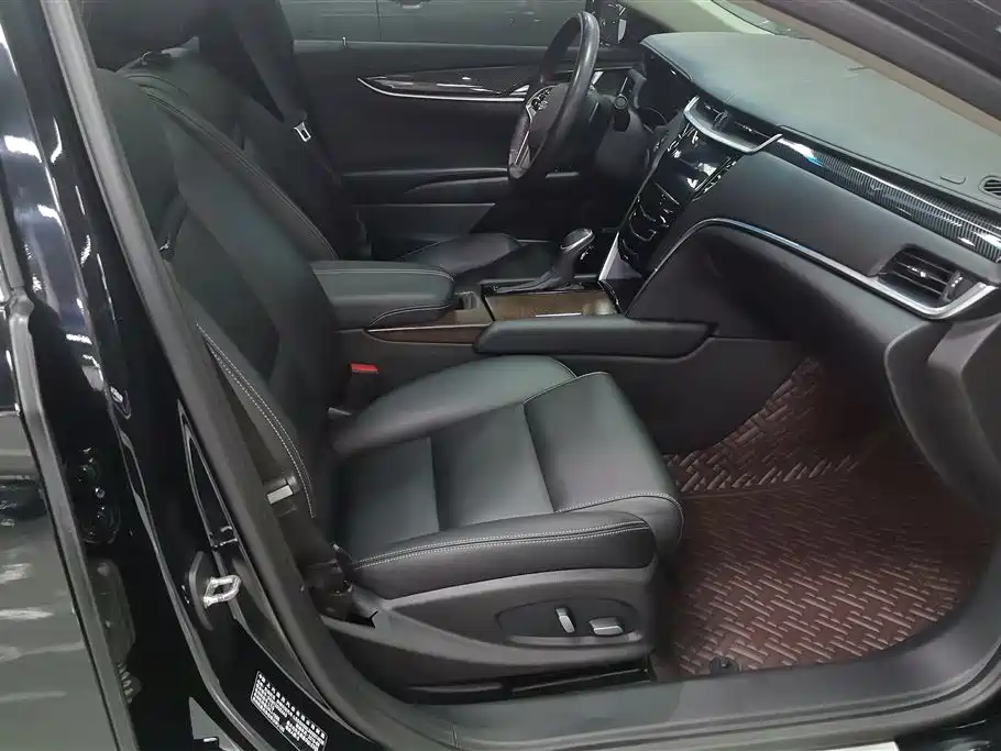 Cadillac XTS 2018 28T Luxury Model фото 8