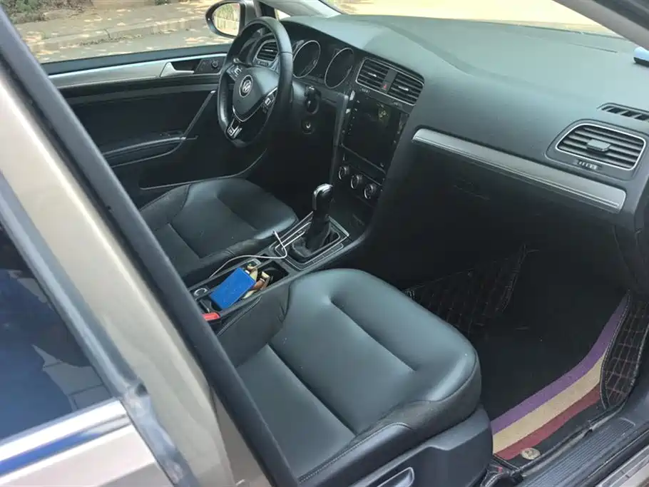 Volkswagen Golf 2020 280TSI DSG Comfort фото 8