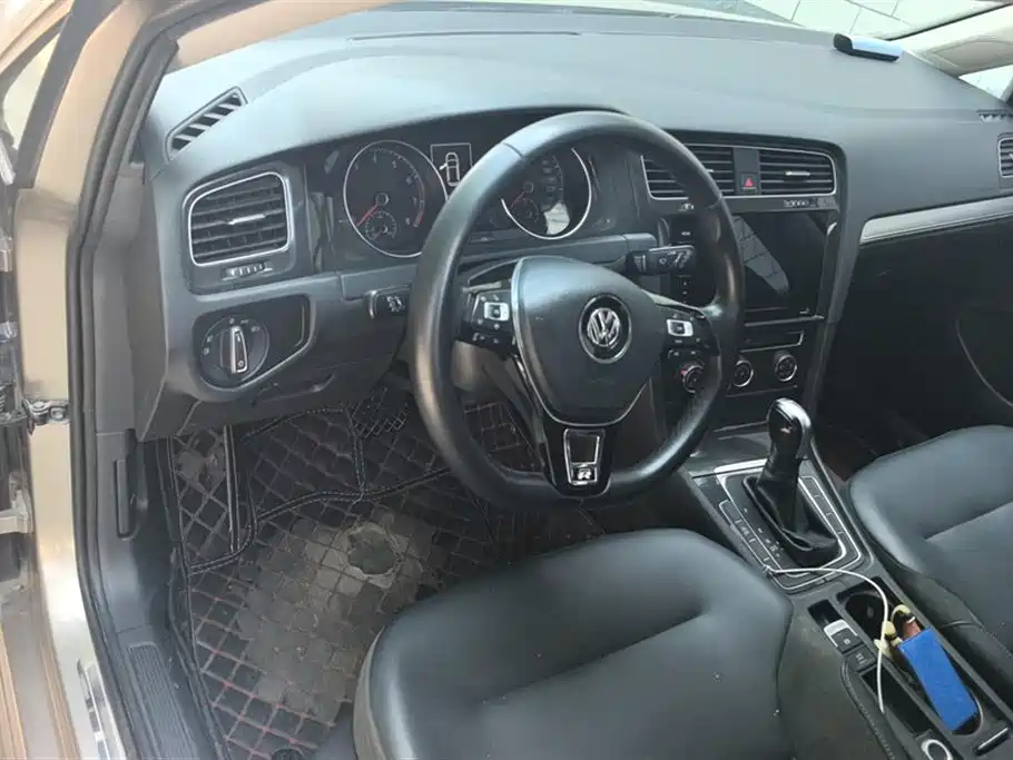 Volkswagen Golf 2020 280TSI DSG Comfort фото 12