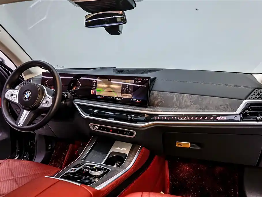 BMW X5 2023 xDrive 30Li Premium M Sport Package фото 8