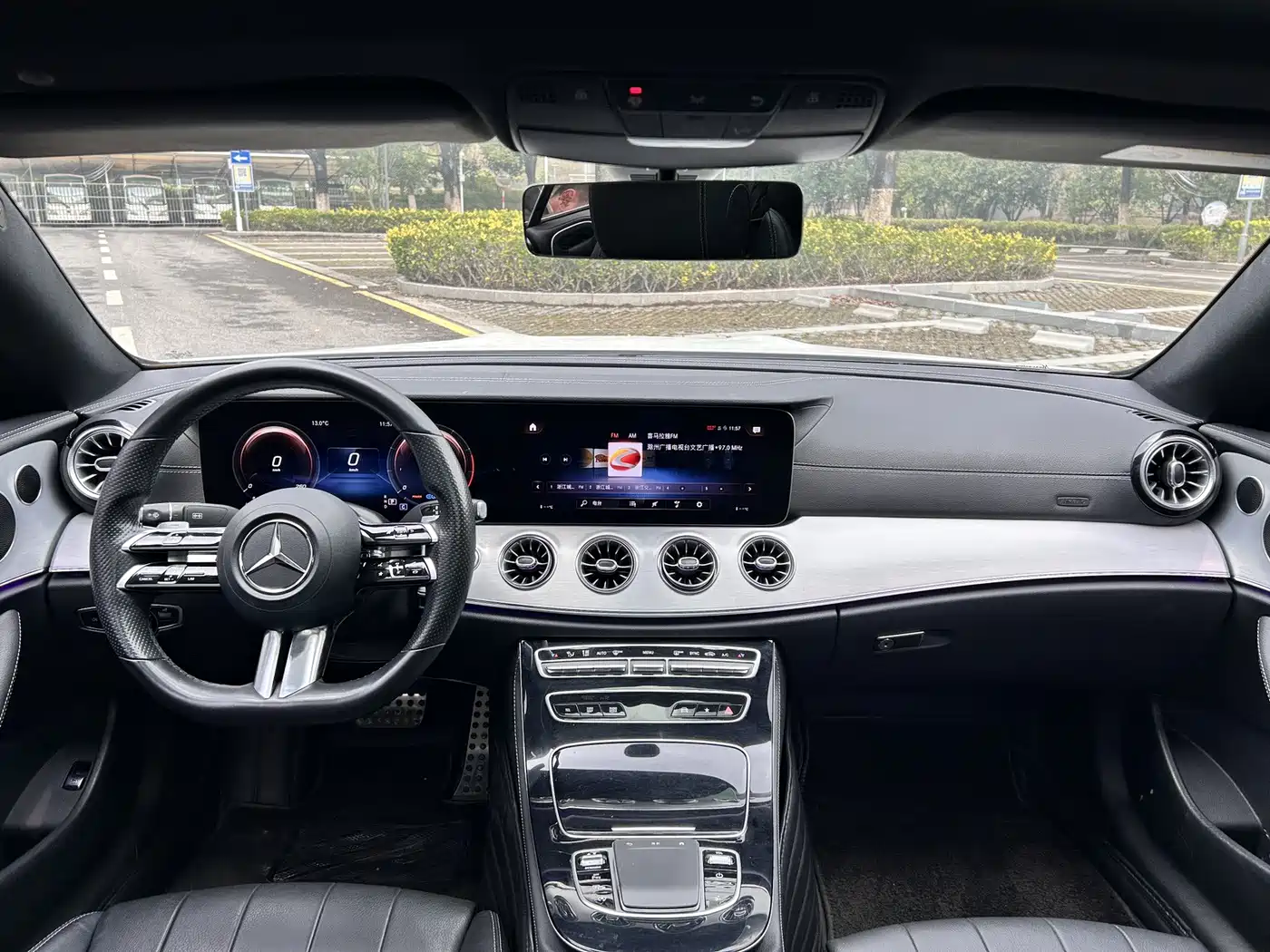 MERCEDES-BENZ E-CLASS (IMPORTED)