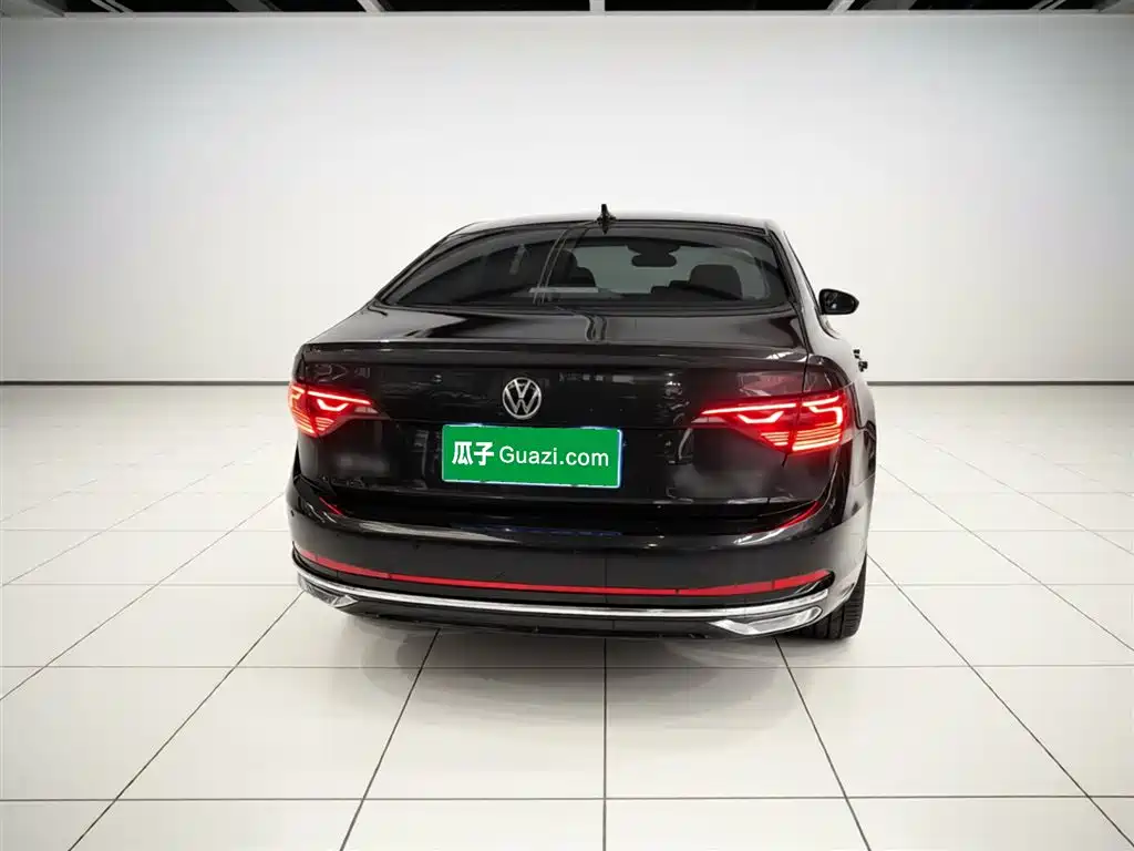 Volkswagen Sagitar 2023 300TSI DSG Surpassing Edition фото 6