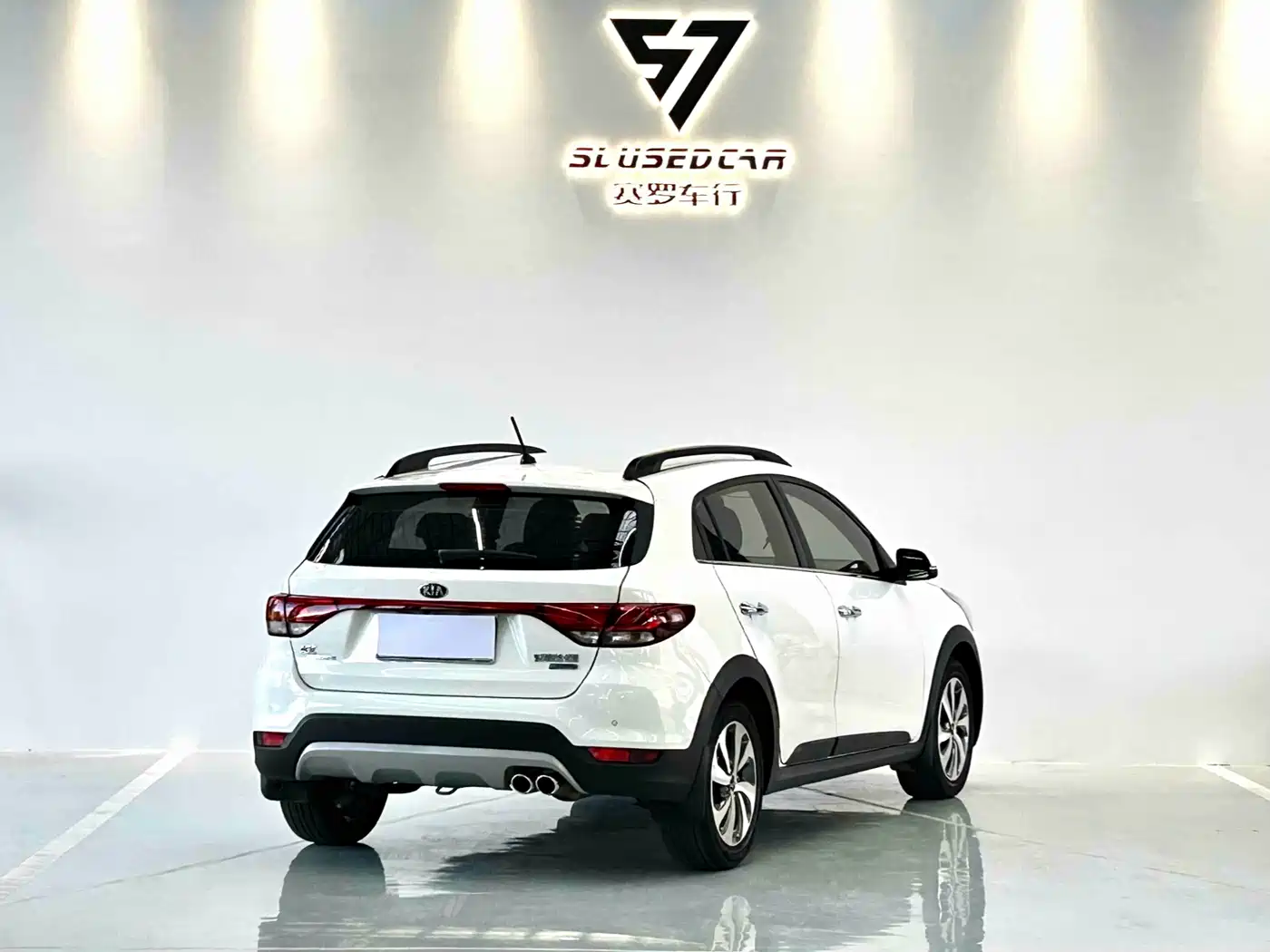 Kia KX CROSS 2018 1.6L Automatic Smart Sunroof Edition фото 9