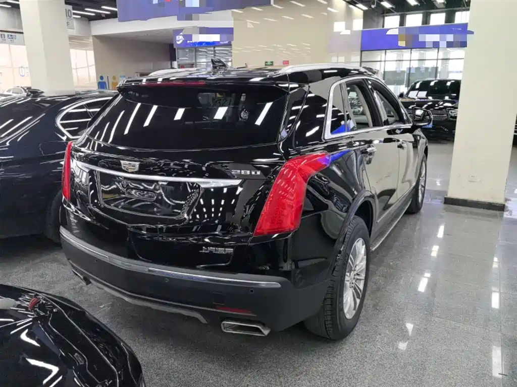 Cadillac XT5 2016 28T AWD Luxury Model фото 5