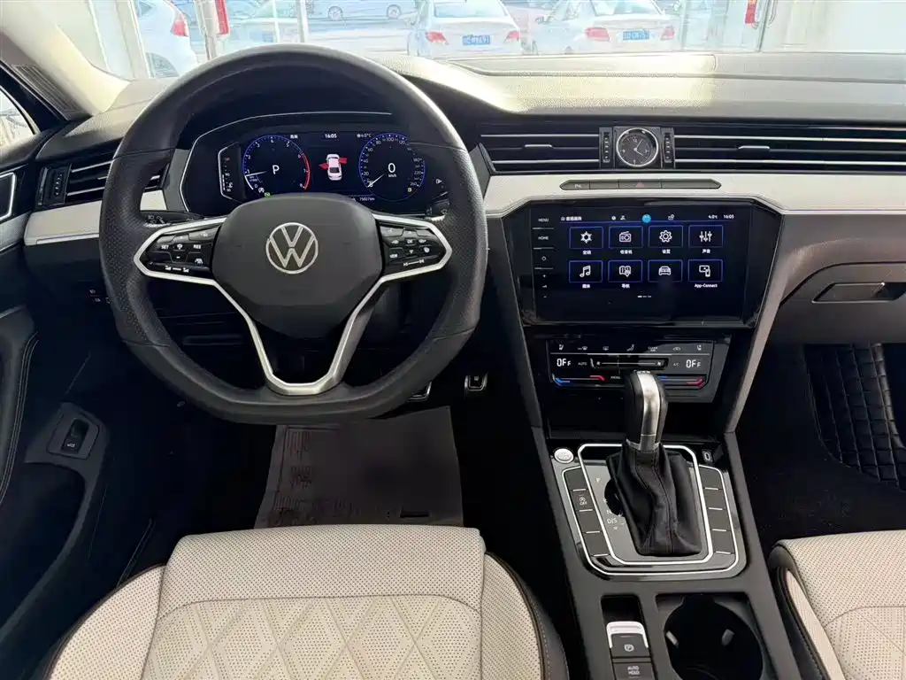 Volkswagen Magotan 2023 2 Million Units Anniversary Edition 330TSI DSG Leading Type фото 17