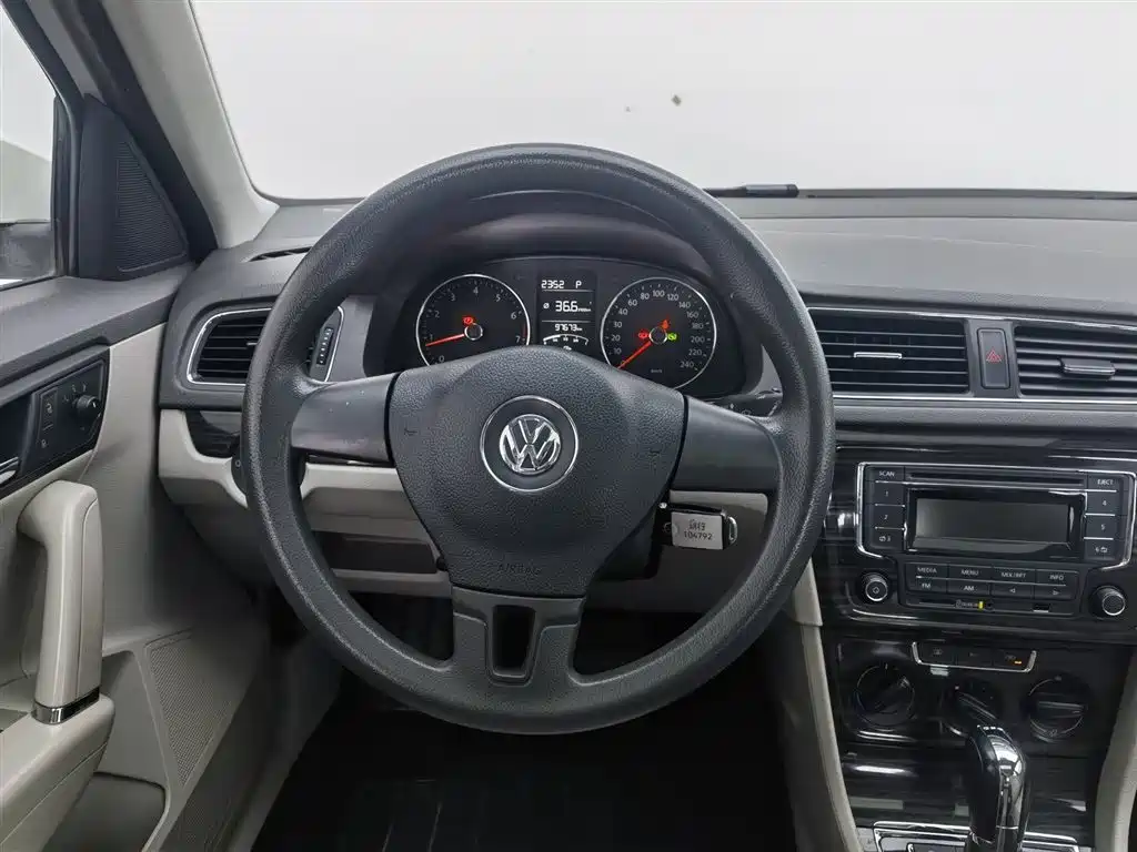 Volkswagen Lavida Tour 2013 1.4TSI Automatic Comfort фото 11