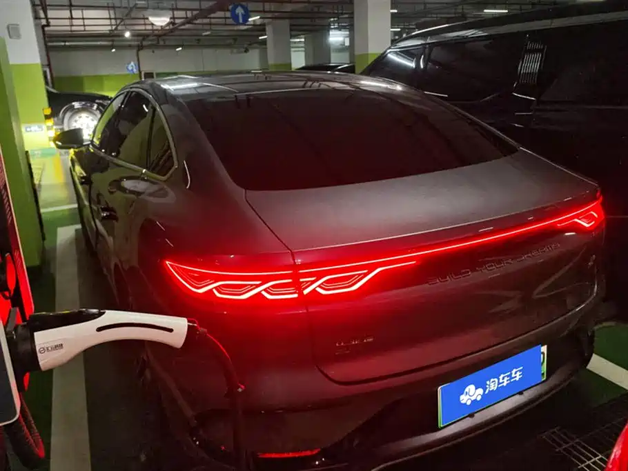 BYD Han 2023 EV Champion Edition 605KM FWD Premium фото 3