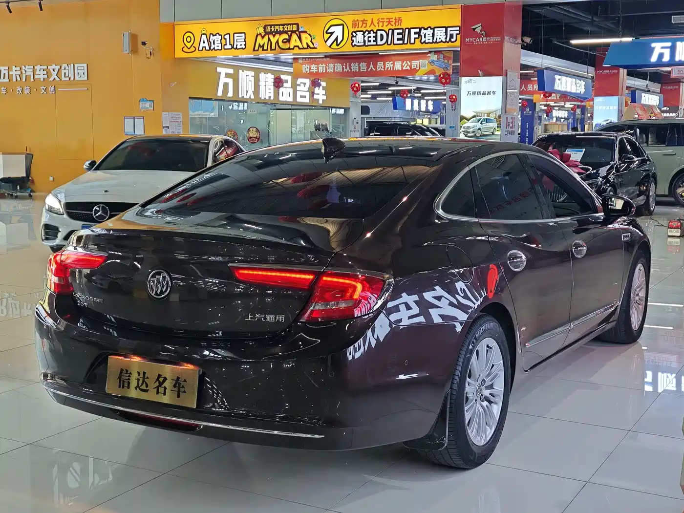 Buick LaCrosse 2016 20T Luxury фото 17