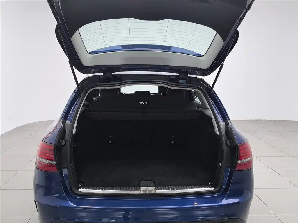 Mercedes-Benz C-Class (Import) 2019 C 260 Estate фото 16