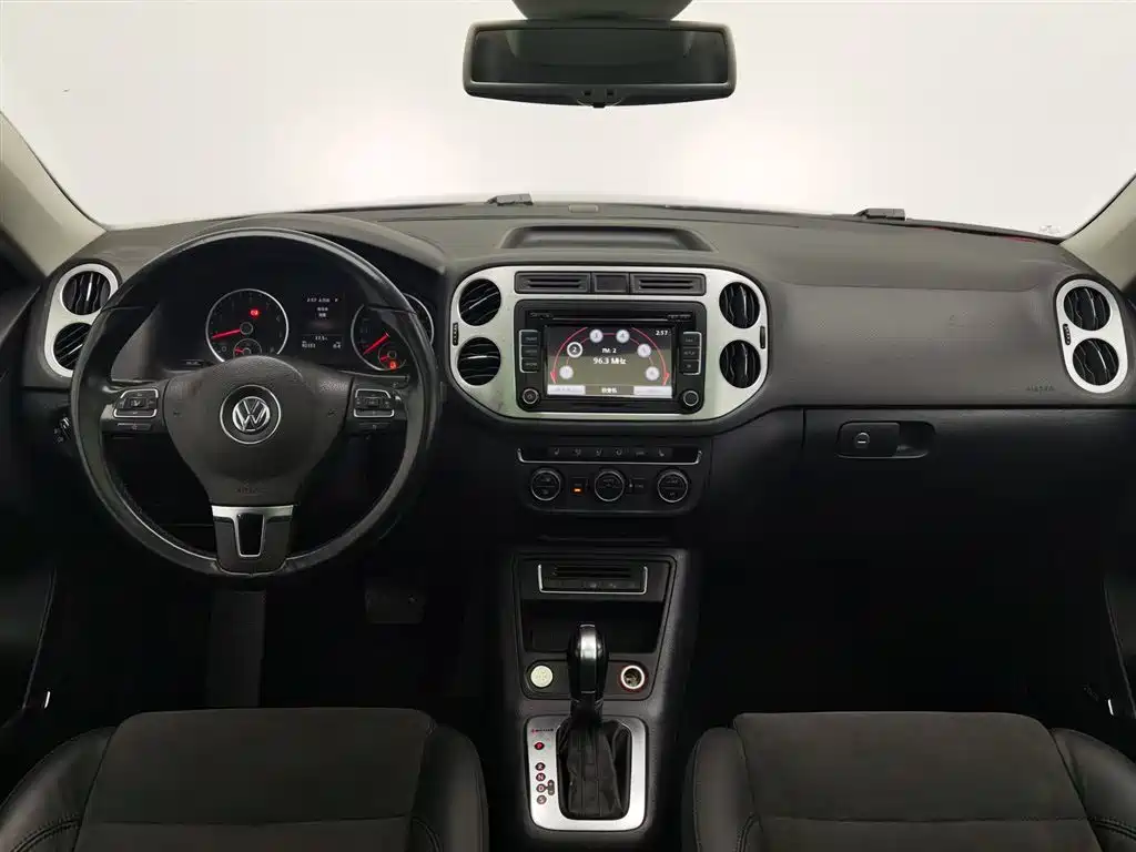 Volkswagen Tiguan 2015 2.0TSI Automatic 4WD Flagship фото 5
