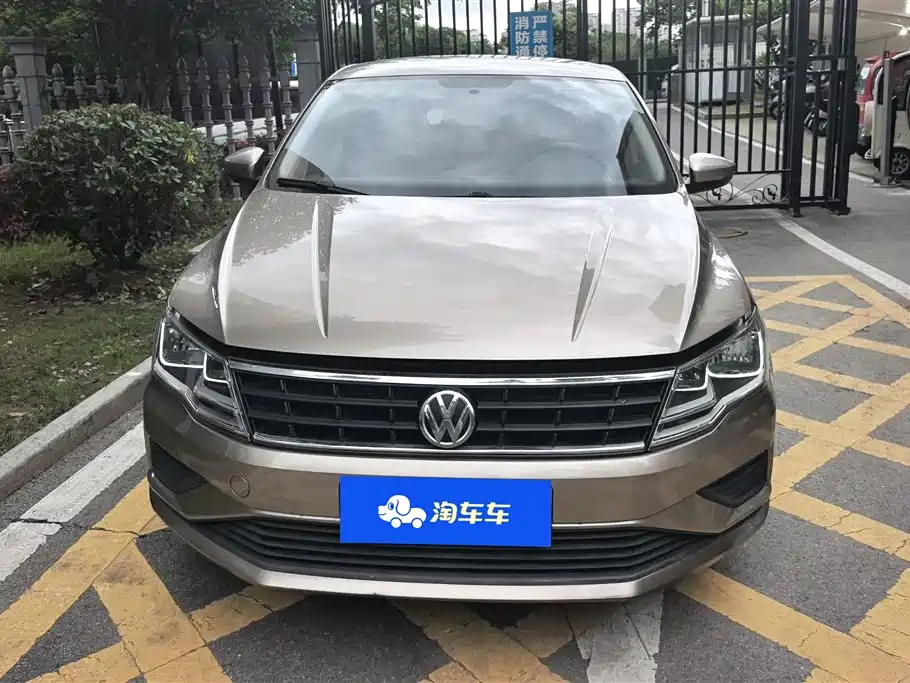 Volkswagen Jetta 2017 1.5L Manual Fashion фото 2