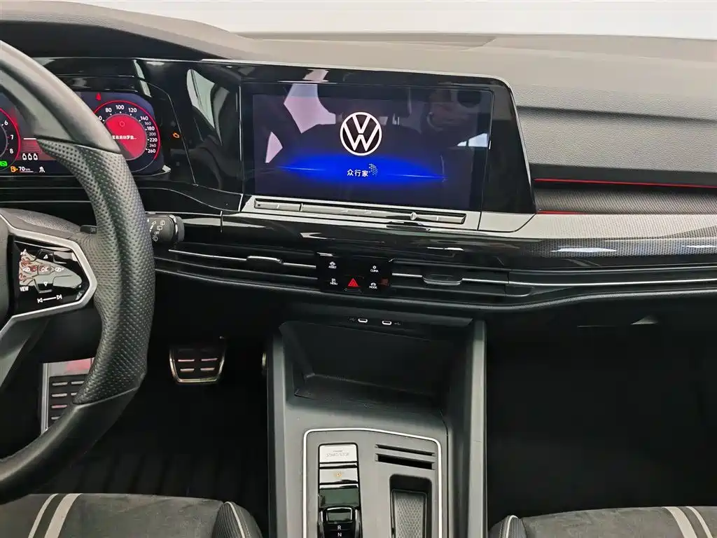 Volkswagen Golf 2021 280TSI DSG R-Line фото 12