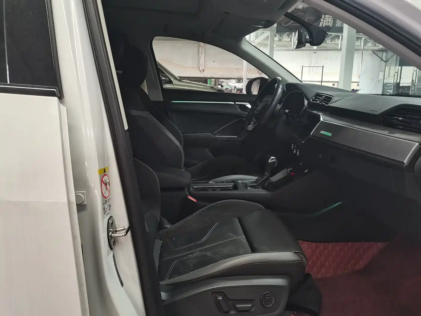 Audi Q3 Sportback 2022 40 TFSI Fashion фото 4